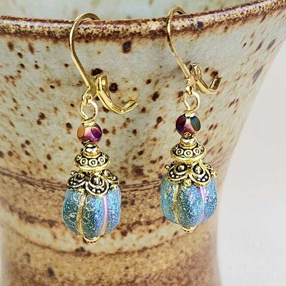 Stunning Dangle Earrings, Teal‎ Blue Glass with Etched Gold AB, Leverback Hooks - Picture 2 of 8